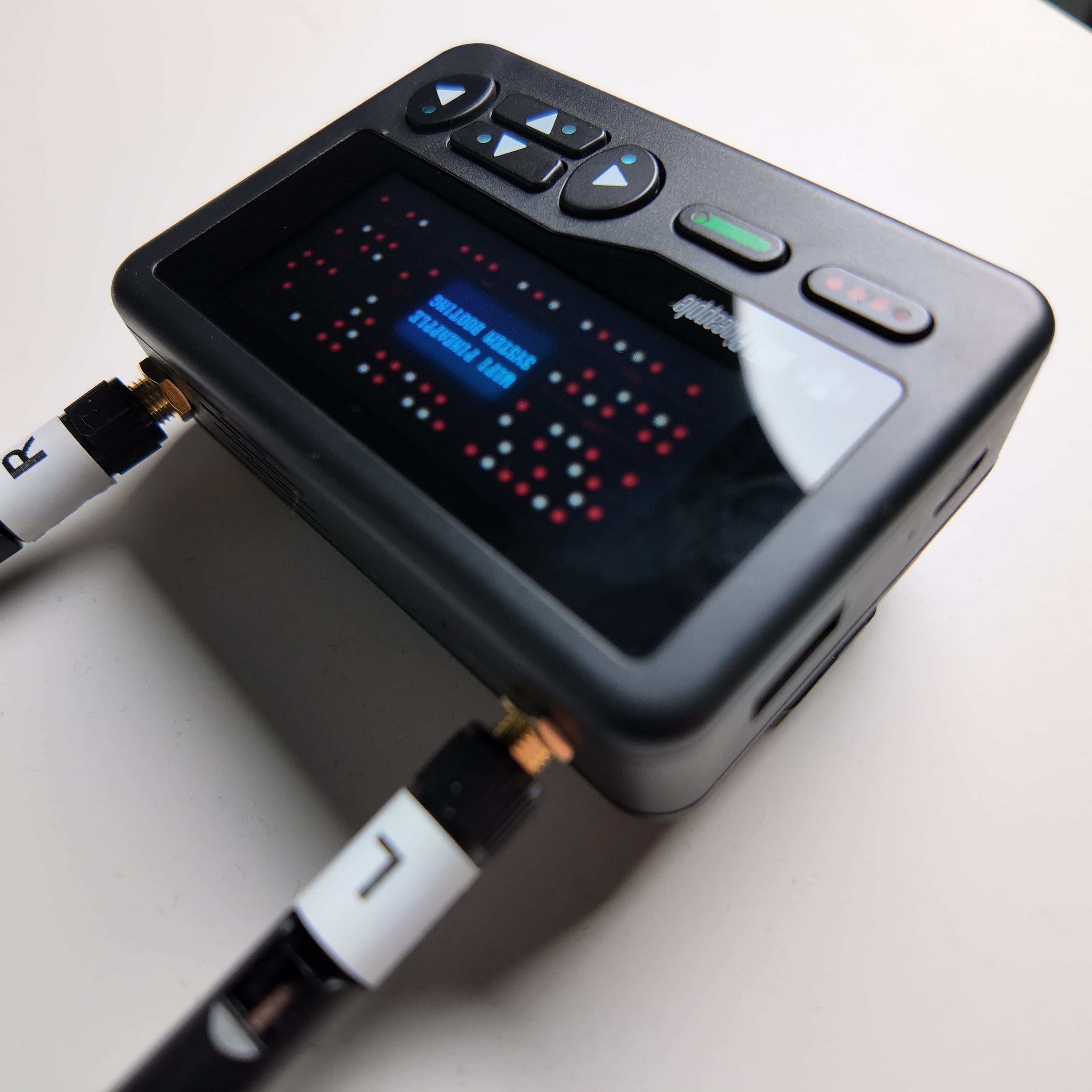 Wi-Fi Pineapple Pager — DualTenna Mod (Ship-In)