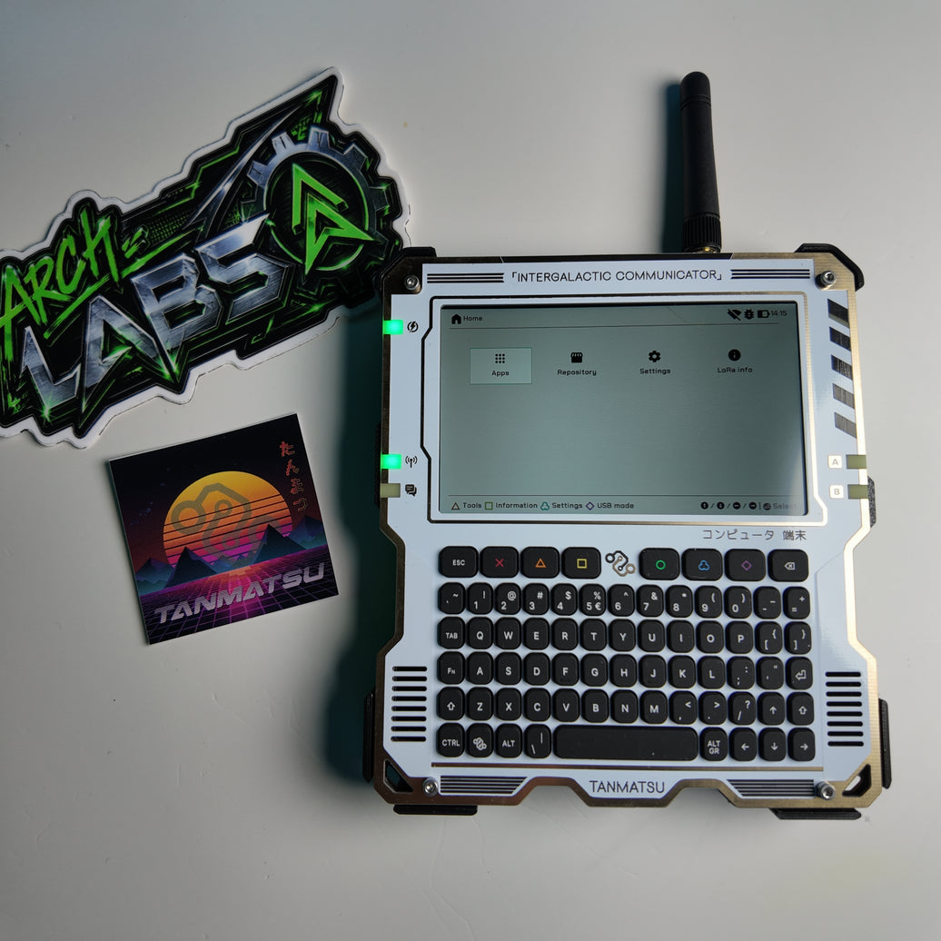 Tanmatsu Archlabs Meshtastic Cyberdeck
