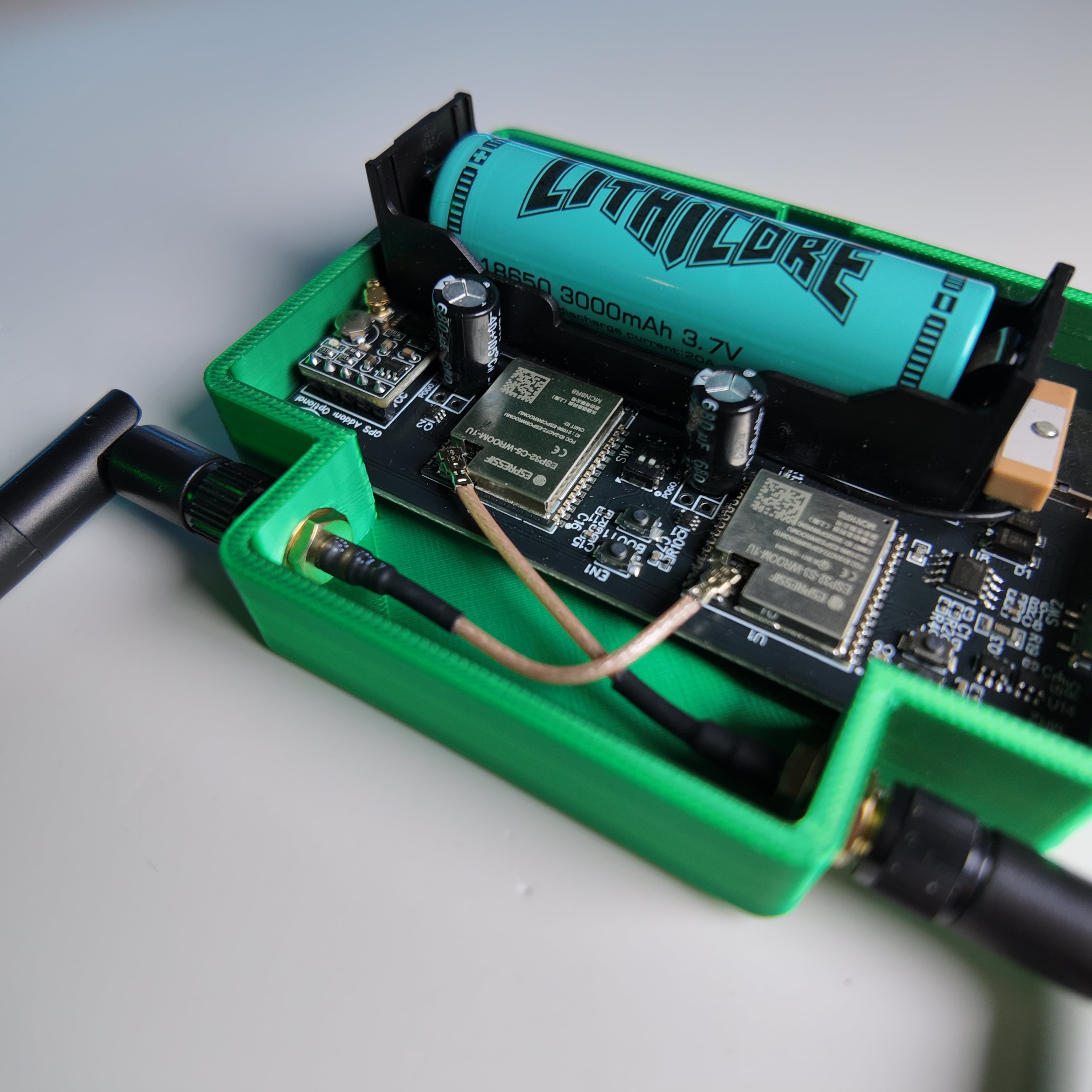 A ZeroTrace AirLeak Pro