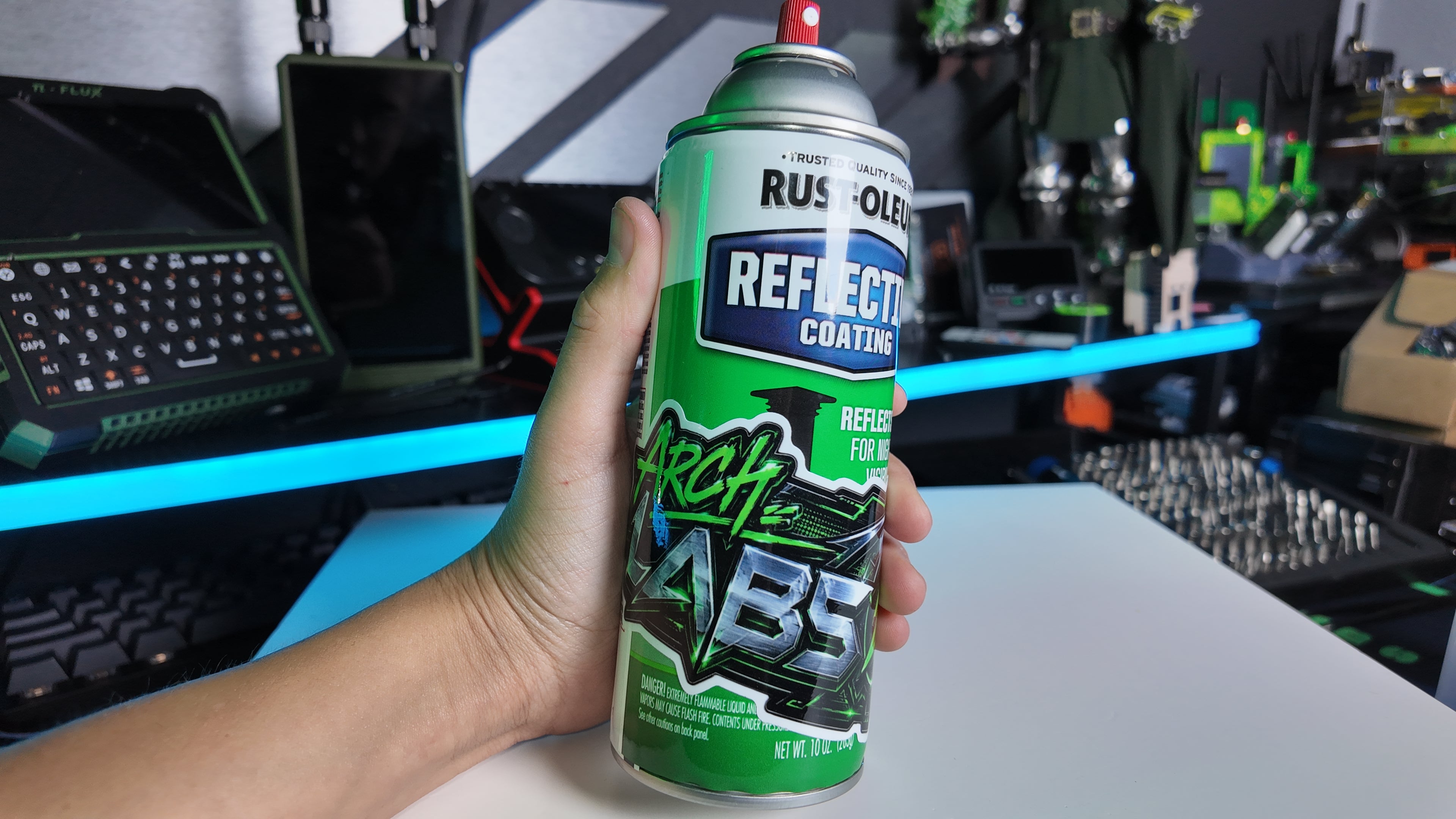 Anti-Flock Reflective Spray